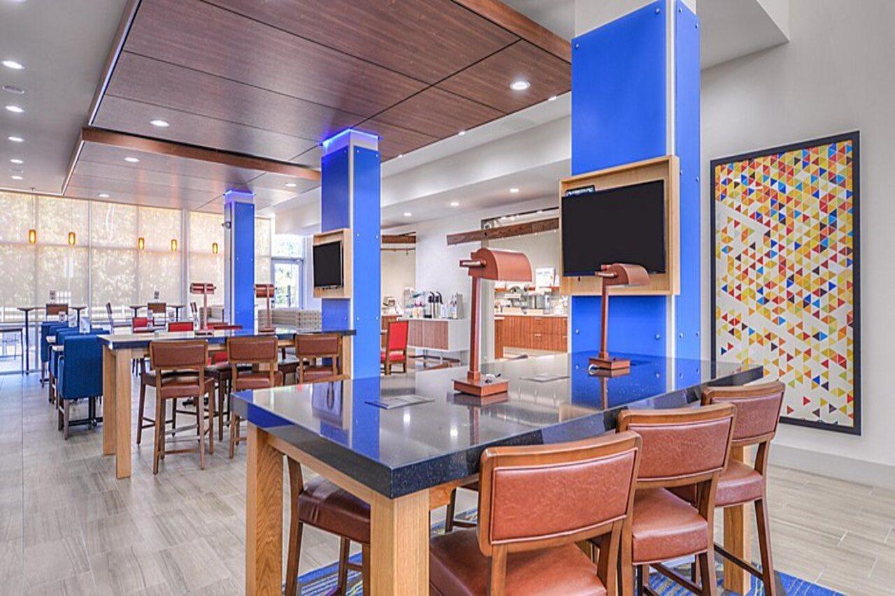Holiday Inn Express - Bethlehem By Ihg Winder Exterior photo